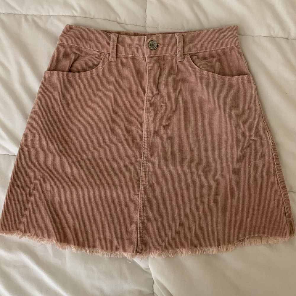 BRANDY MELVILLE SKIRT